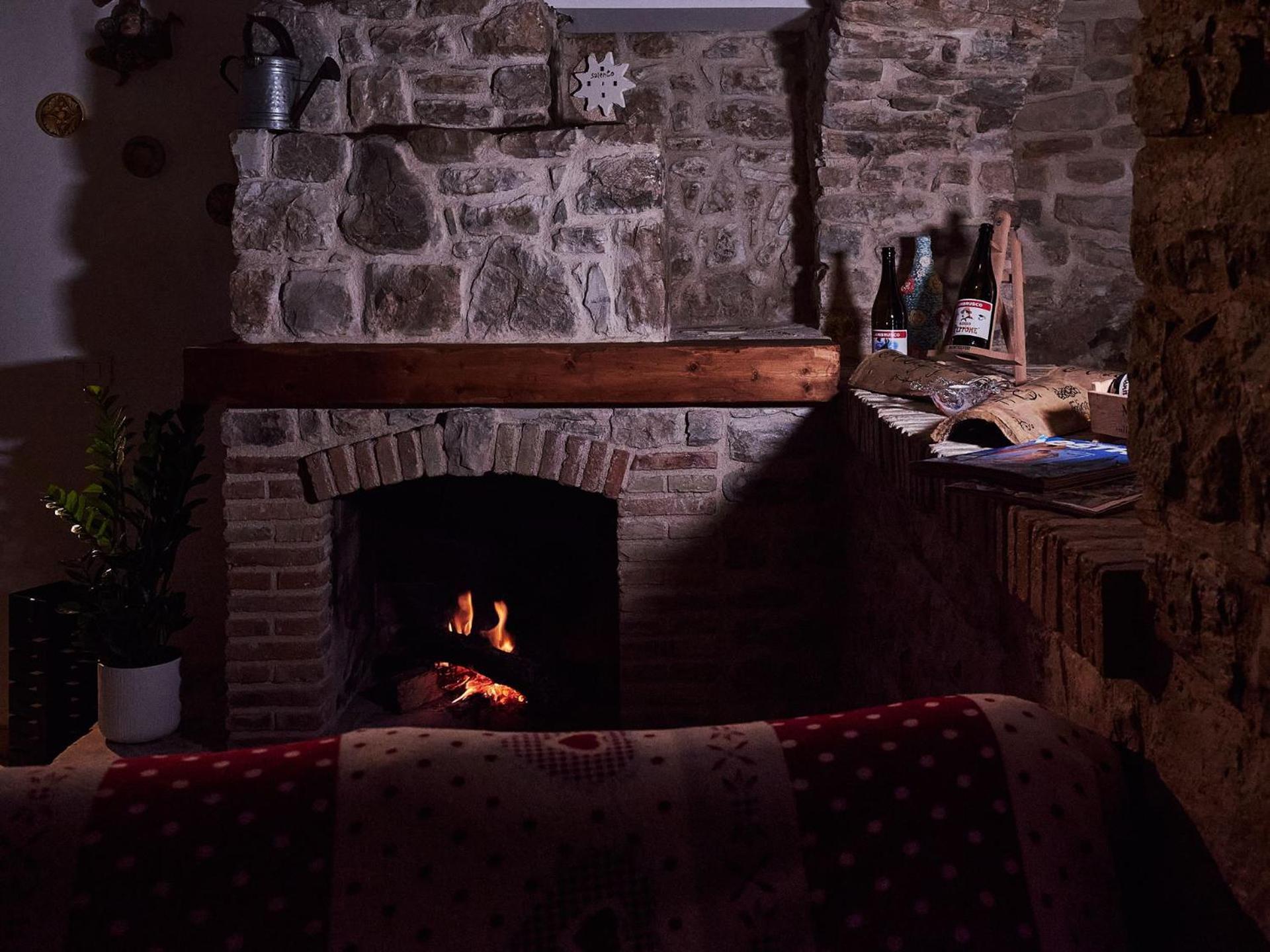 Il Cortiletto Del Borgo Panzió Pietra Montecorvino Kültér fotó